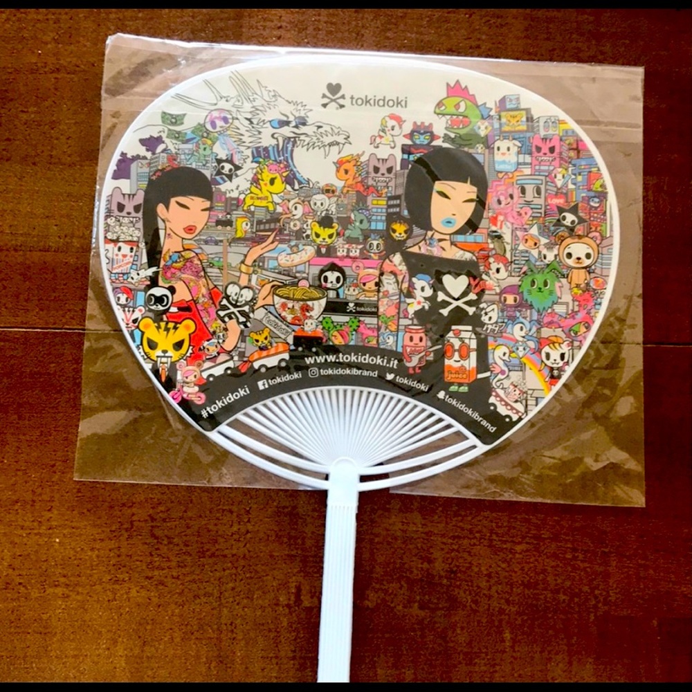 TOKIDOKI Fan